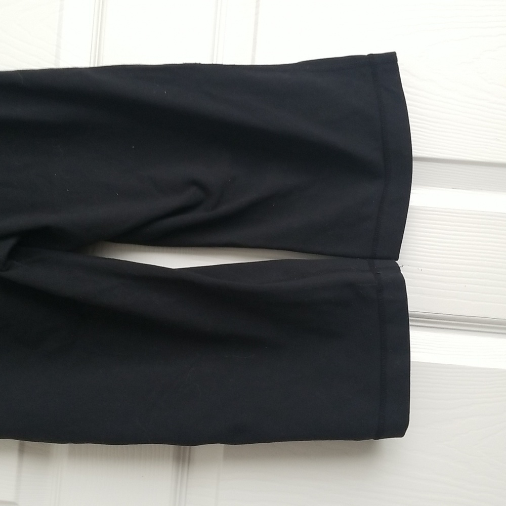 Lululemon Crisscross Waist Flare Cropped Leggings - Picture 6 of 14
